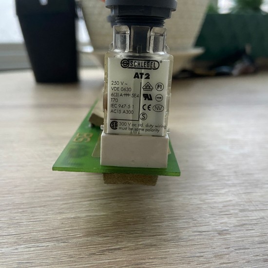 SCHLEGEL AT2 AC15 A300 Buton